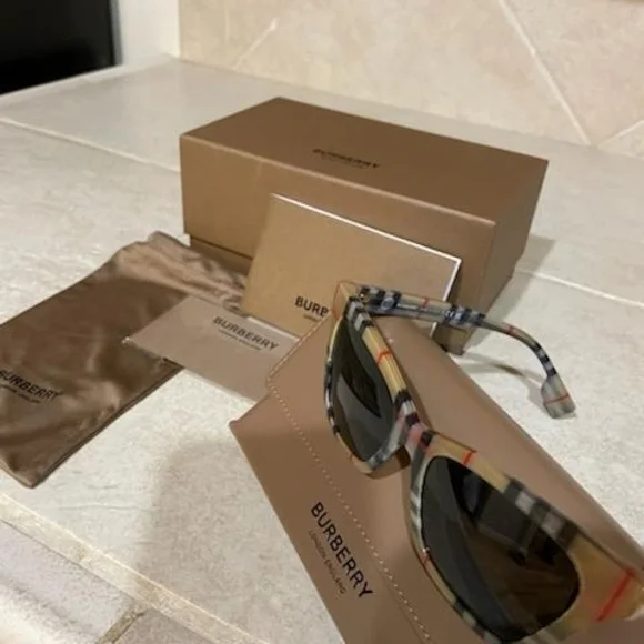 Burberry Plaid Sunglasses - Black and Tan - Picture 1 of 5